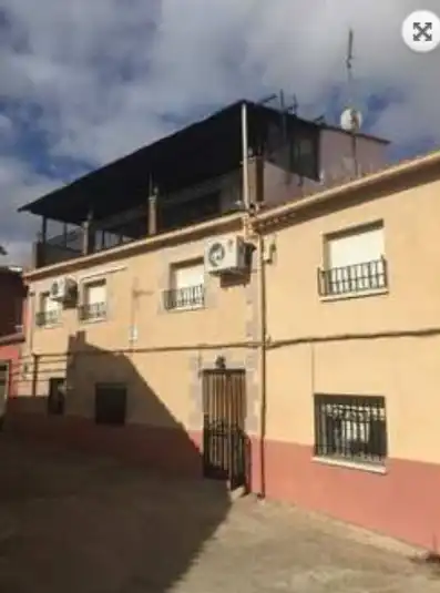 Casa en venta en Valdeverdeja
