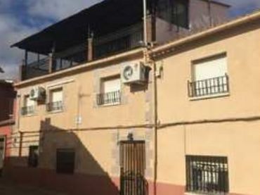 House for sale in Valdeverdeja
