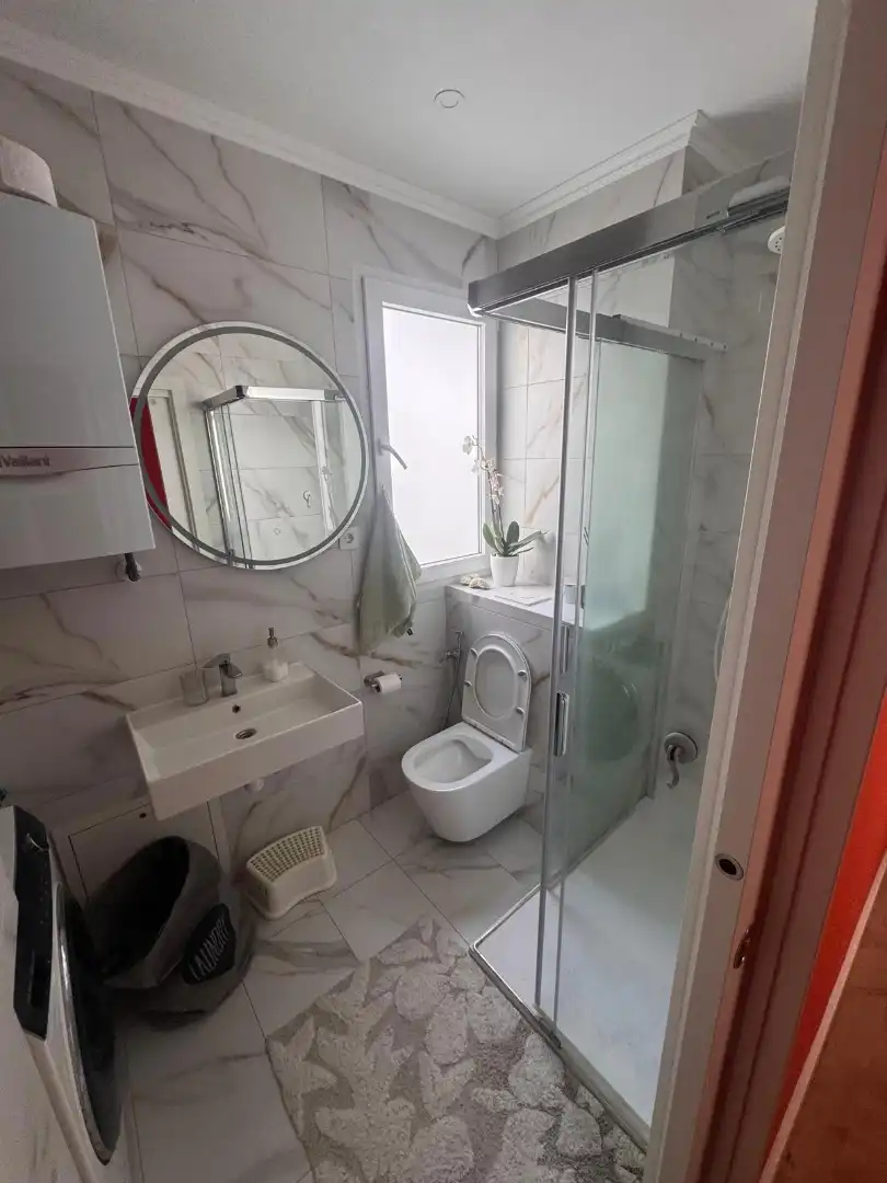 Wohnung zur Miete in Carrer de la Reina Na Germana, Gran Via