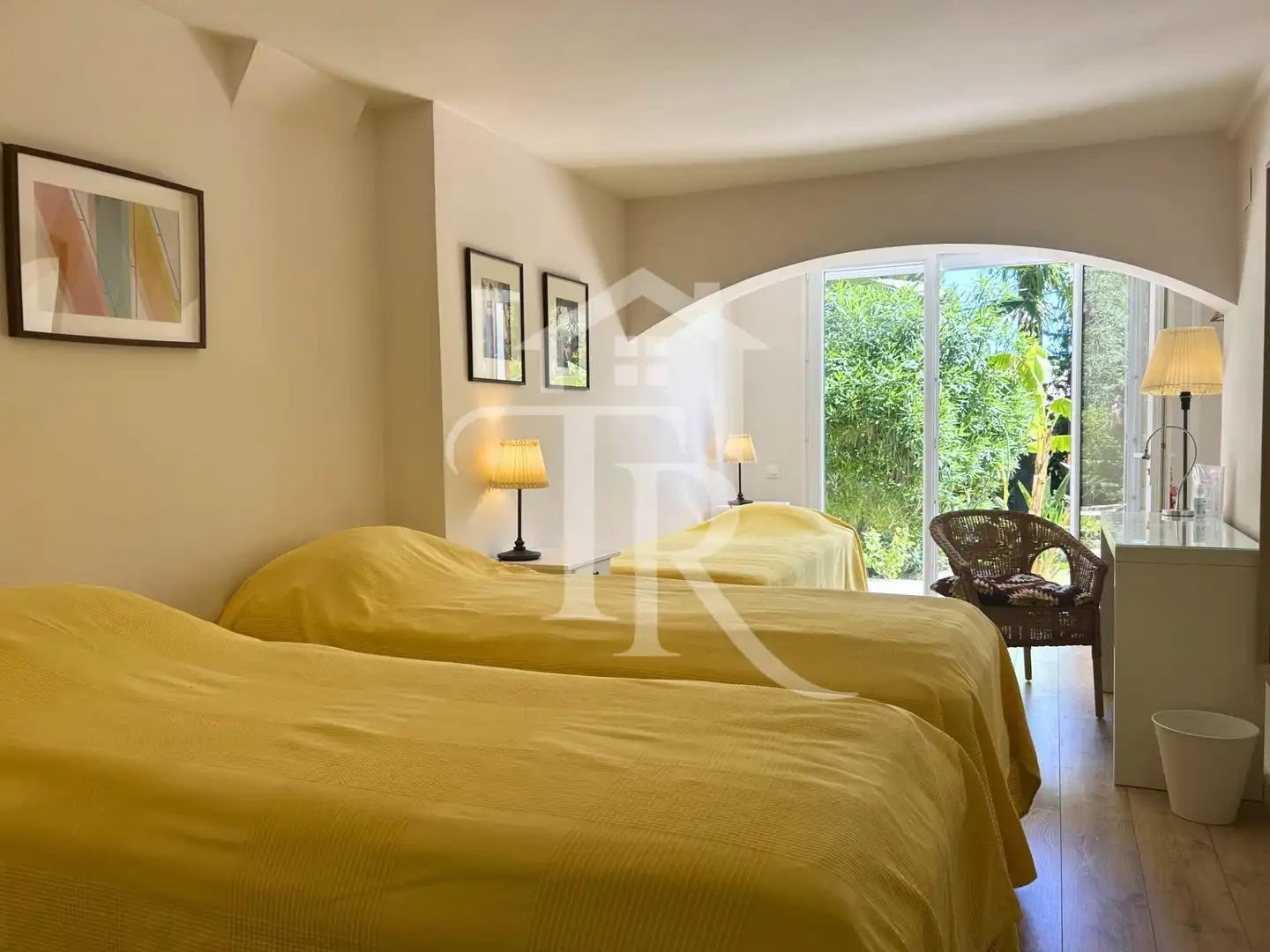 Habitación de Casa o chalet en venta en Roda de Berà con Aire acondicionado, Calefacción y Jardín privado