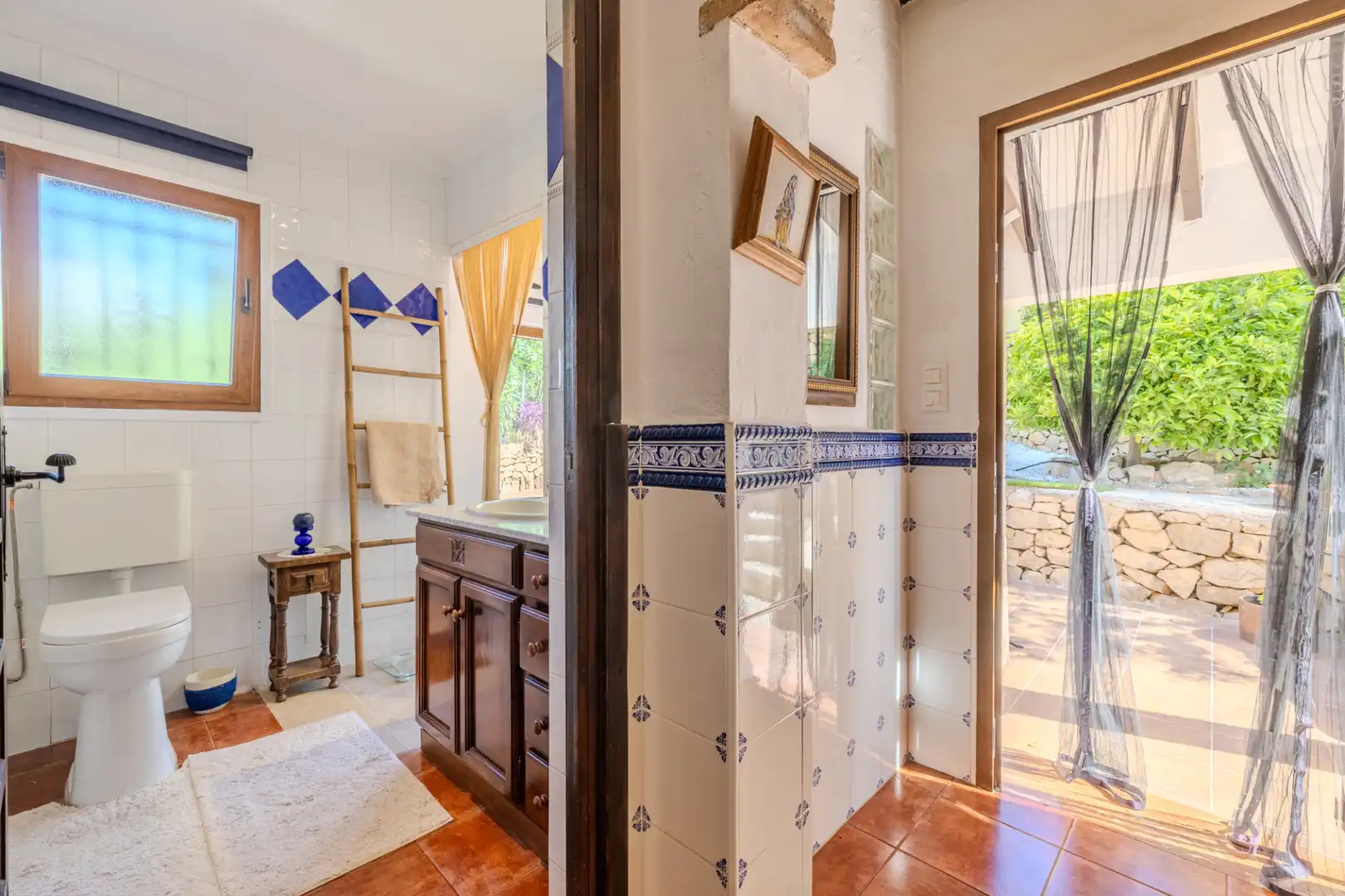 Bathroom of Houses for sale in Dénia  with Air Conditioner, Private garden and Terrace