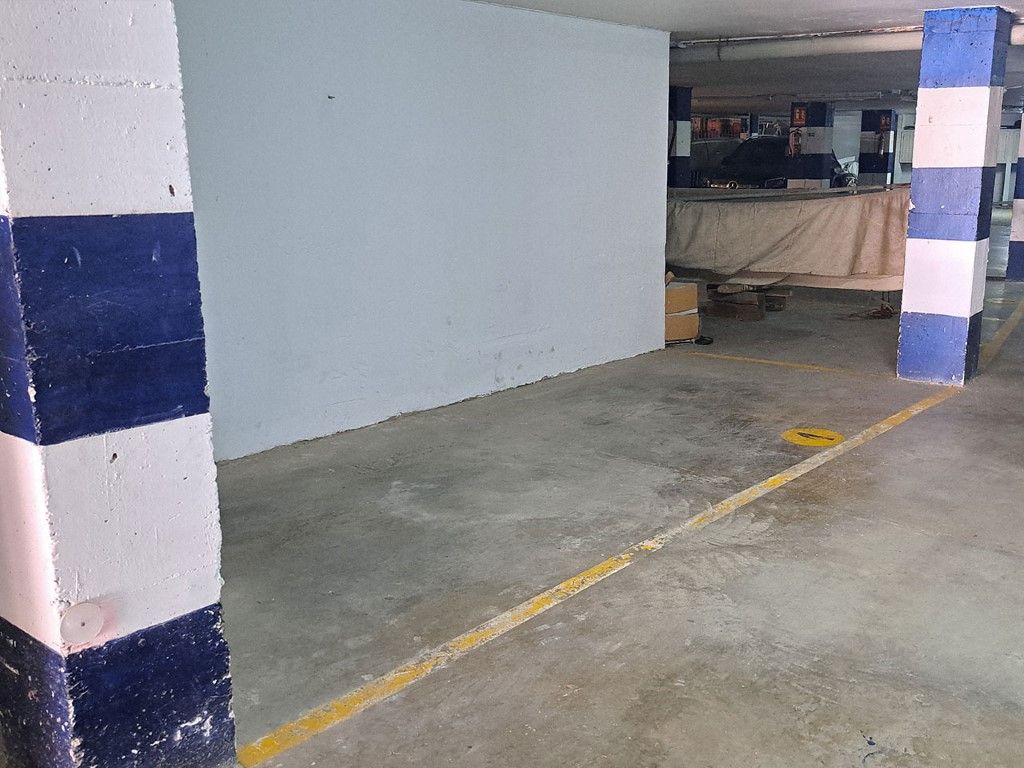 Garage zum Verkauf in Cadaqués