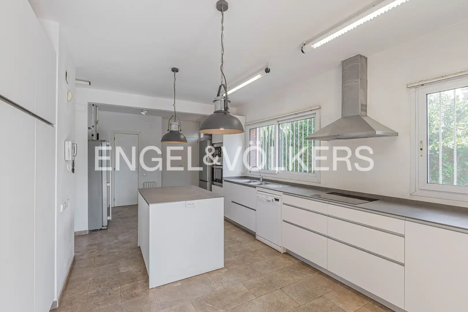 Cocina de Casa o chalet de alquiler en Barcelona con Aire acondicionado, Calefacción y Jardín privado