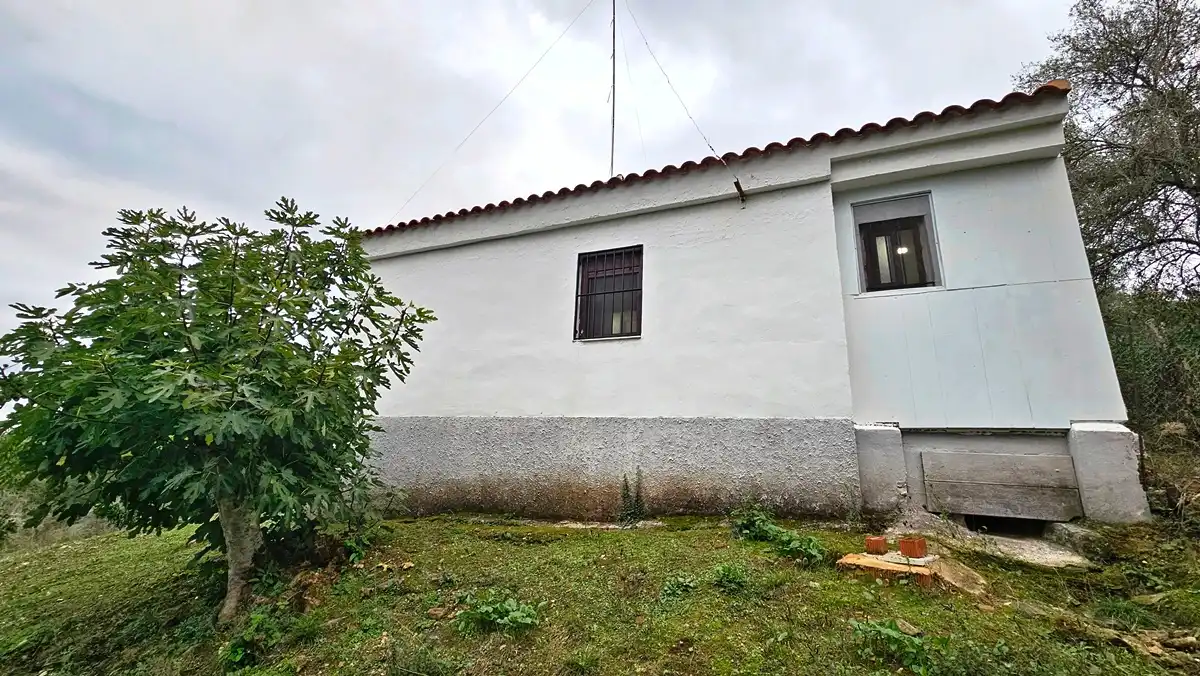Exterior view of Houses for sale in Cortegana  with Private garden, Terrace and Storage room