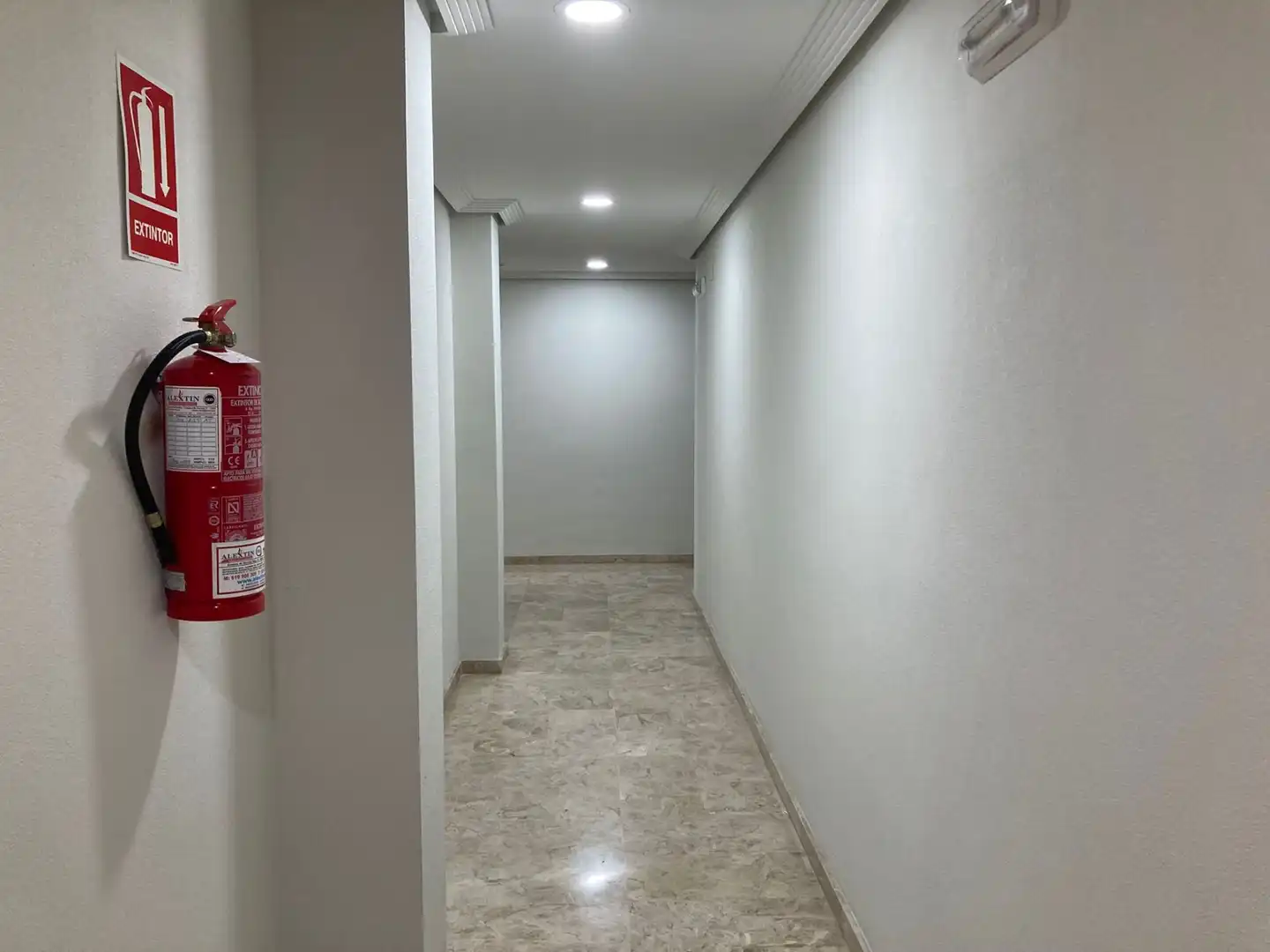 Wohnung zum Verkauf in Ciudad Real mit Klimaanlage, Heizung und Terrasse