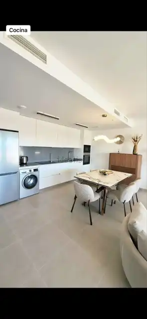 Cocina de Piso de alquiler en Estepona con Aire acondicionado, Terraza y Trastero