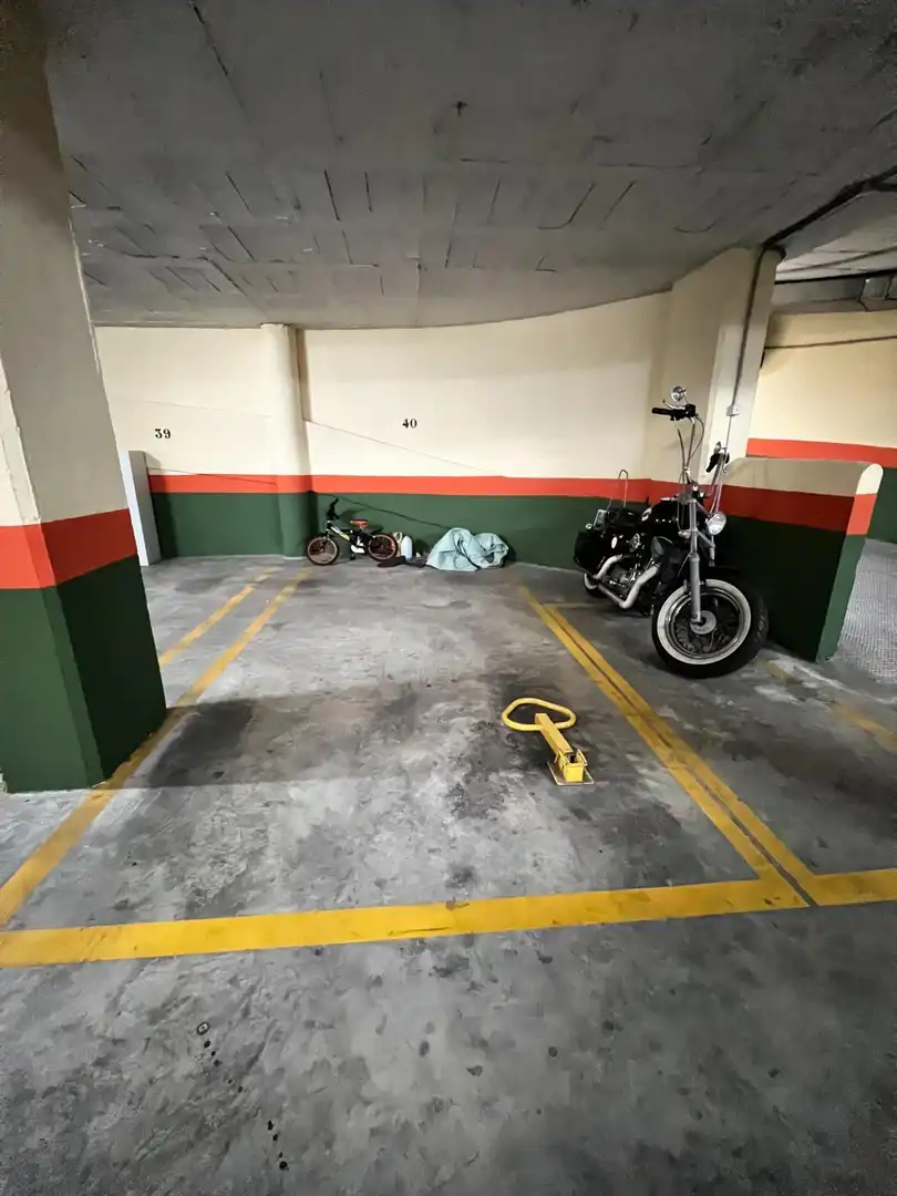 Parking de Oficina en venta en Benalmádena