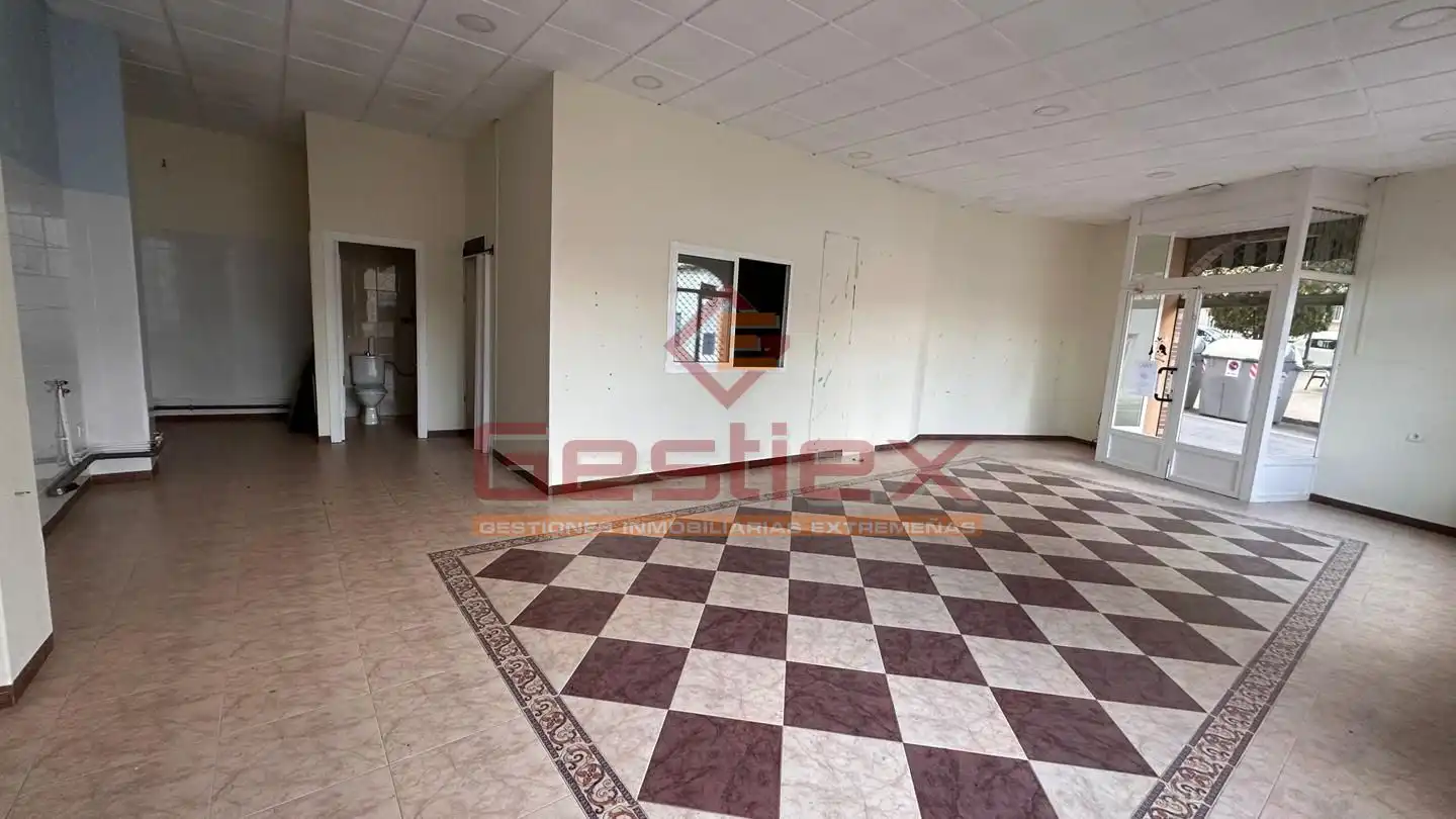Local comercial en alquiler en Almendralejo