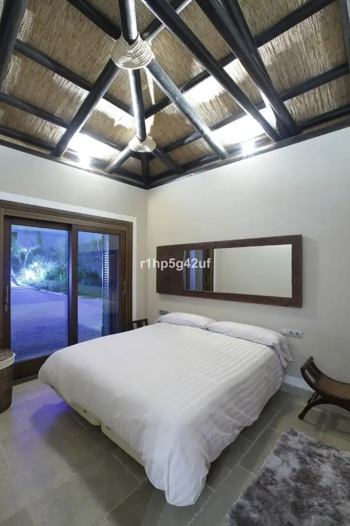 Chalet con piscina en venta en Calle Benahavis, imagen 21