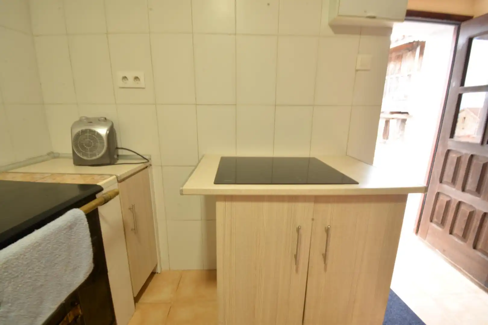 Cuina de Finca rústica en venda en Oviedo  amb Traster