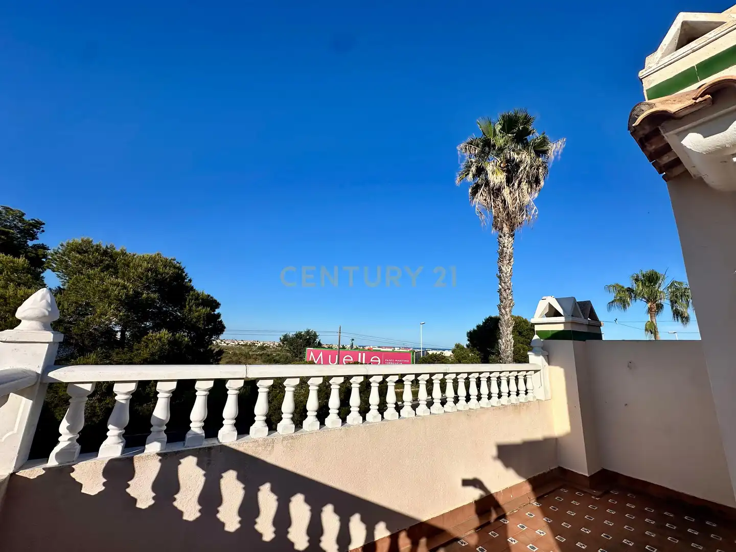 Vista exterior de Casa adosada en venta en Orihuela con Aire acondicionado y Piscina comunitaria
