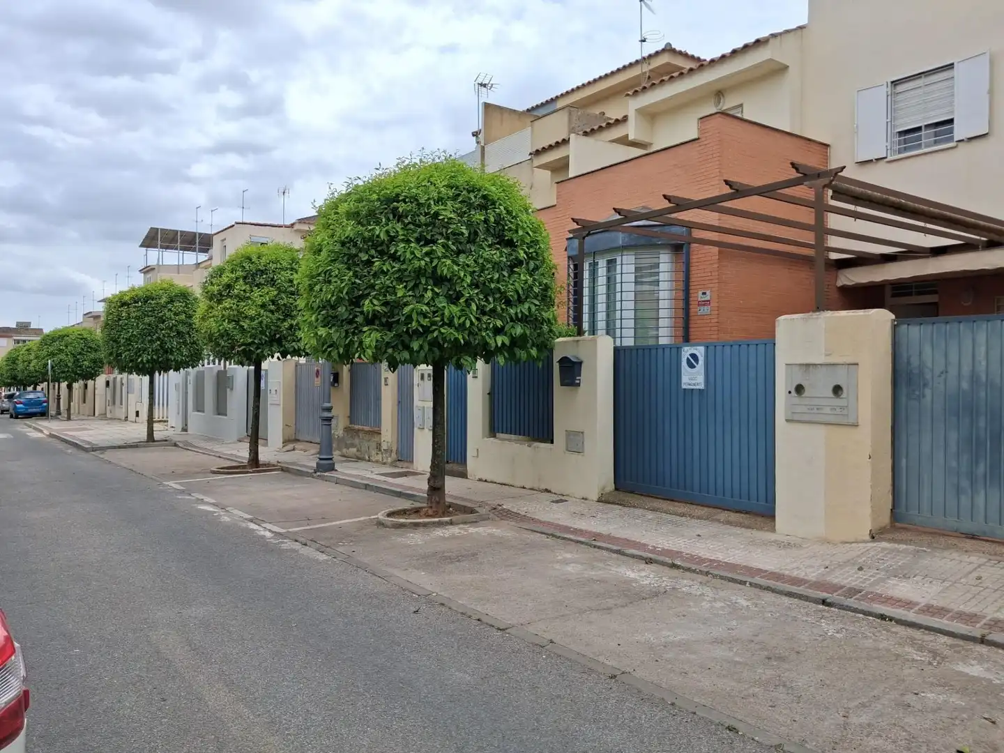 Exterior view of Detached homes for sale in Castilleja de la Cuesta  with Air Conditioner and Terrace