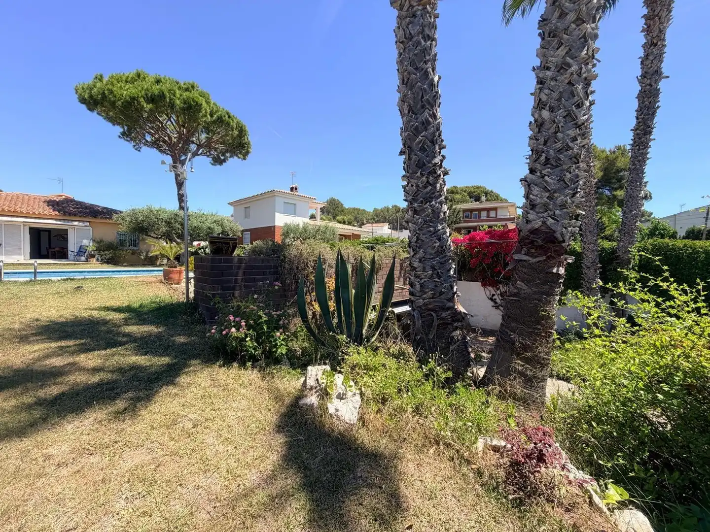 Jardí de Casa o xalet en venda en Cunit amb Calefacció, Jardí privat i Piscina