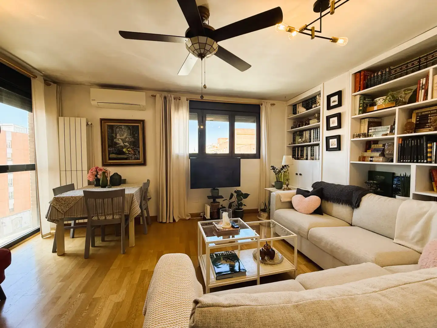 Sala de estar de Piso en venta en Valdemoro con Aire acondicionado, Calefacción y Trastero