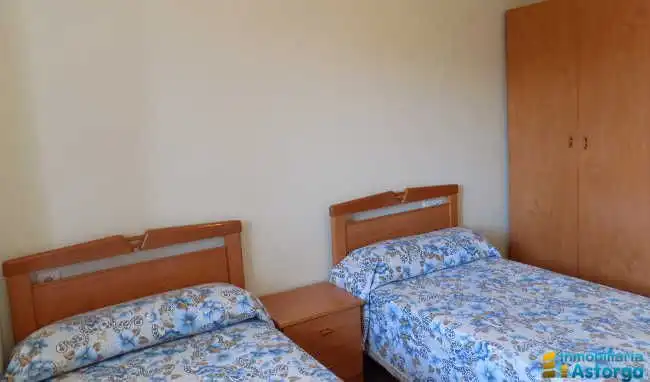 Schlafzimmer von Wohnung zur Miete in Astorga mit Heizung, Parkett und Terrasse