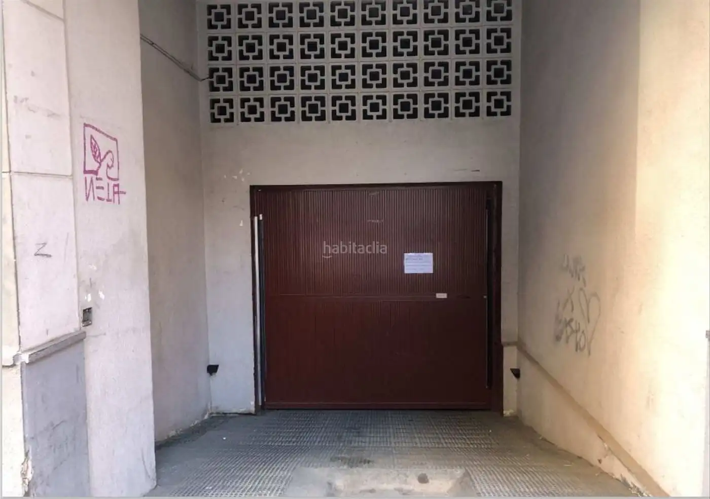 Einzelparkplatz zum Verkauf in Carrer de Lladró i Mallí 8, imagen 3