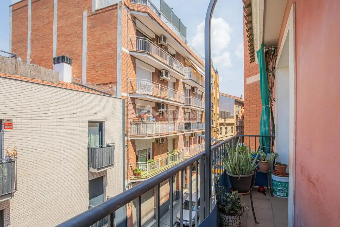 Terraza de Piso en venta en Rubí con Calefacción, Parquet y Amueblado