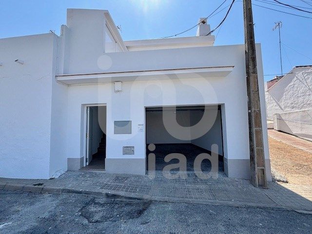 Vista exterior de Casa o xalet en venda en Cartaya amb Terrassa
