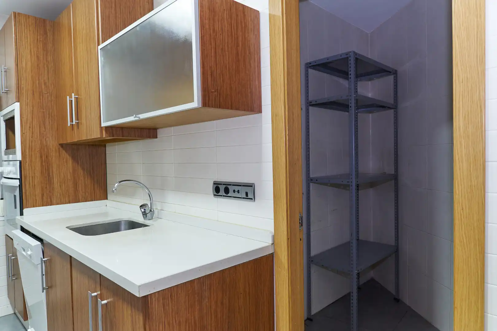 Küche von Wohnung zum Verkauf in Jaén mit Klimaanlage, Heizung und Parkett