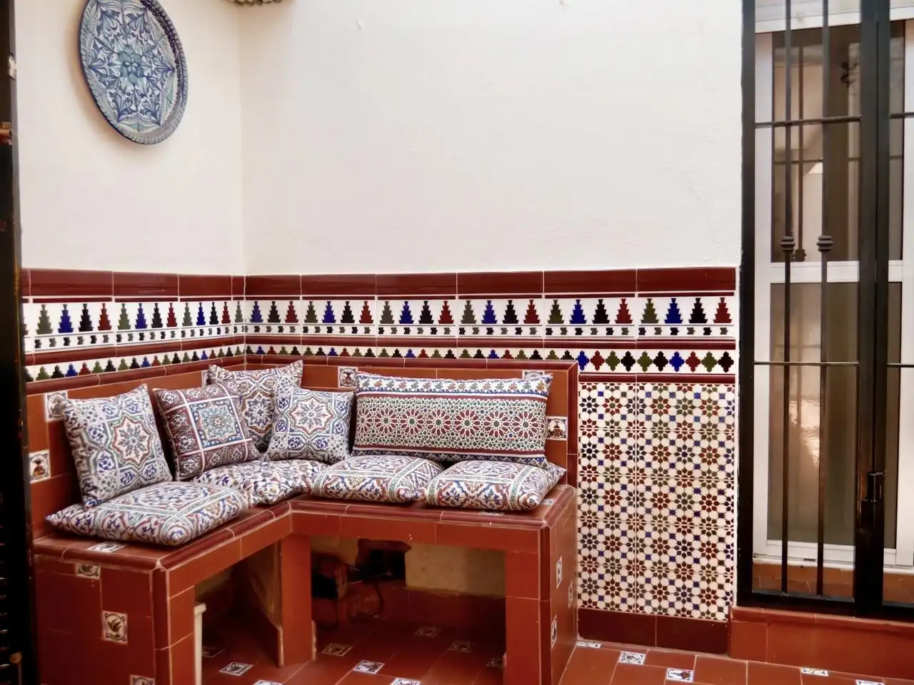 Ground floor for sale in Málaga  with Air Conditioner, Private garden and Terrace
