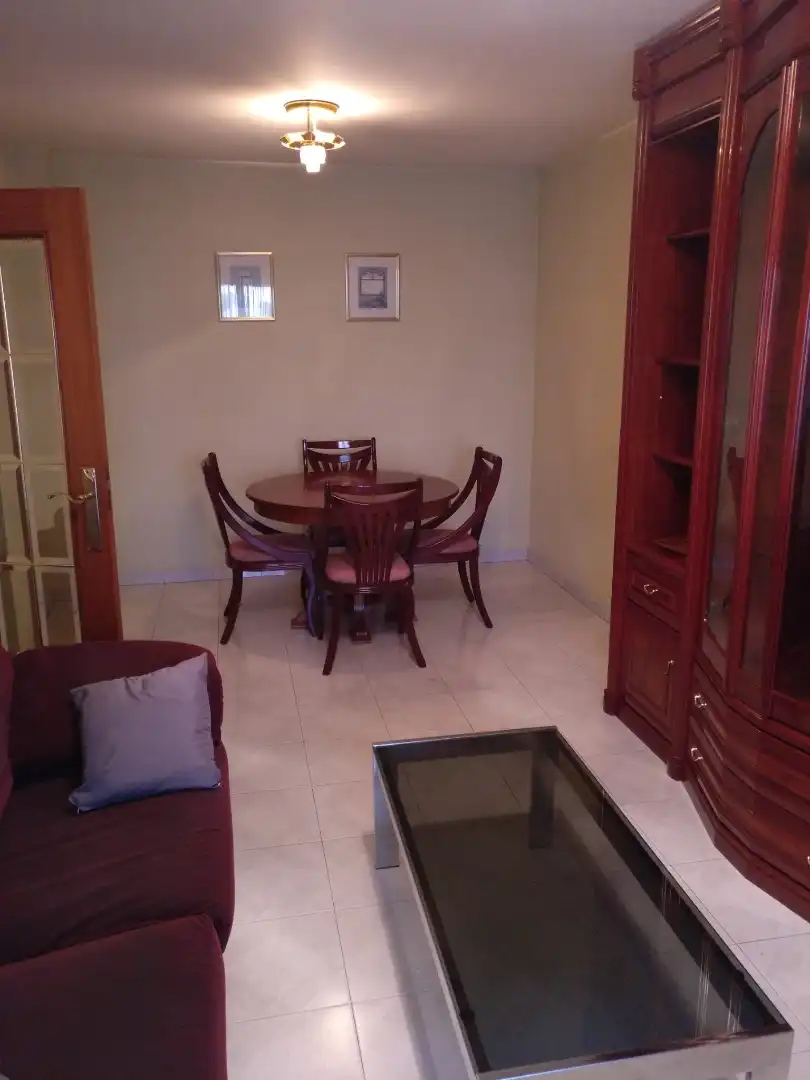 Comedor de Piso de alquiler en Zaragoza con Calefacción, Amueblado y Horno