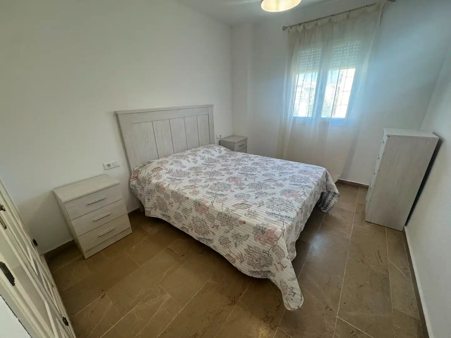 Flat for rent in Paseo Jesús Santos Rein, 17, Puerto Deportivo