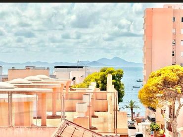 Apartamento con balcón en alquiler en Los Cuarteros