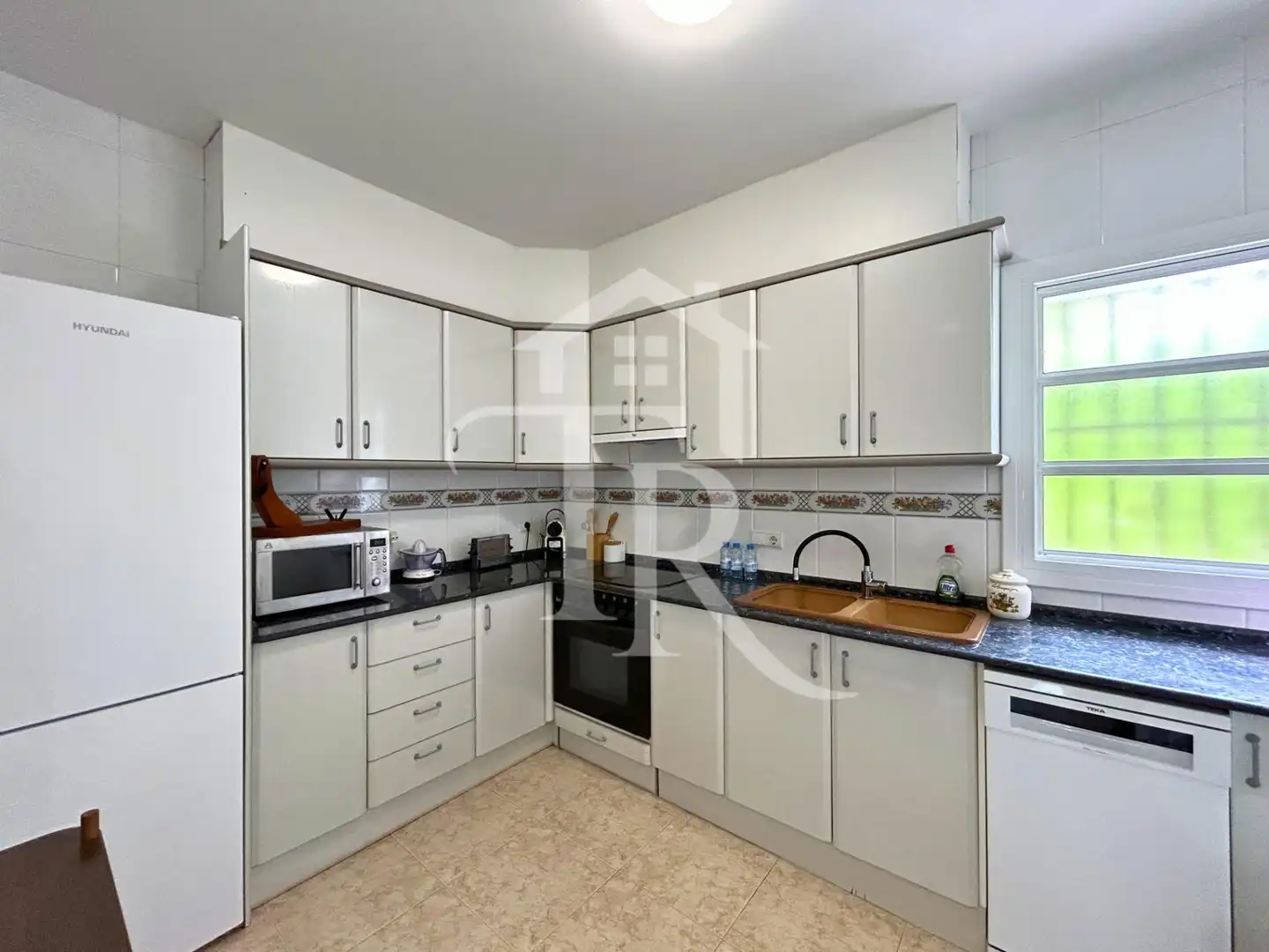 Kitchen of Houses for rent in Roda de Berà  with Private garden, Swimming Pool and Furnished