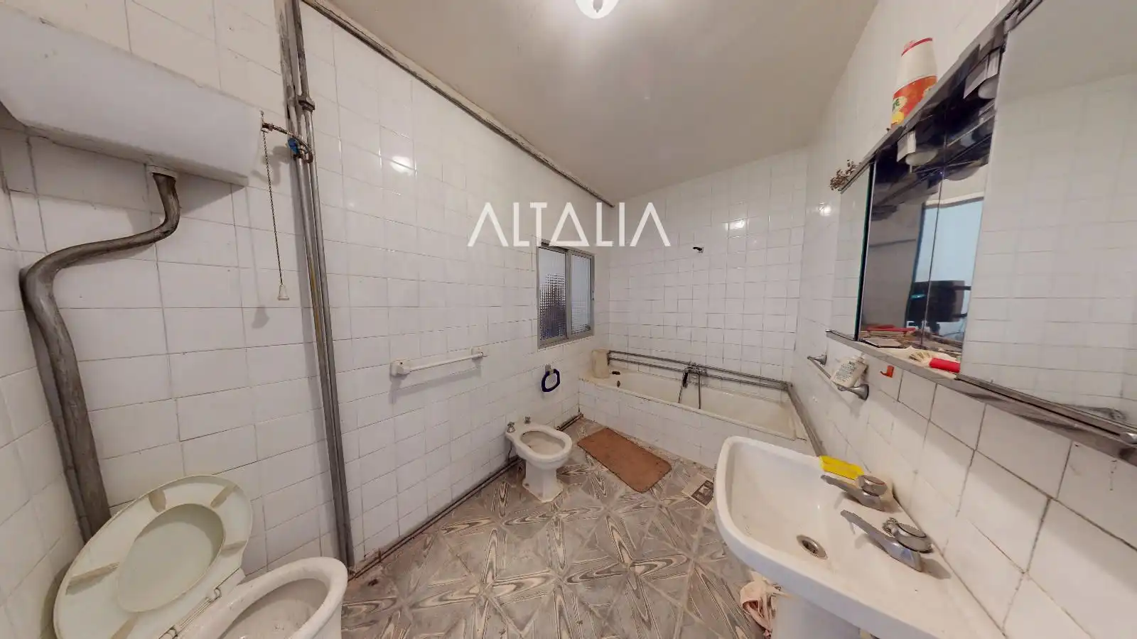 Bathroom of Houses for sale in Poyatos  with Terrace