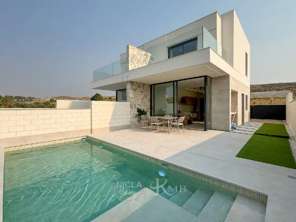 Piscina de Casa o xalet en venda en Vera amb Aire condicionat, Terrassa i Piscina