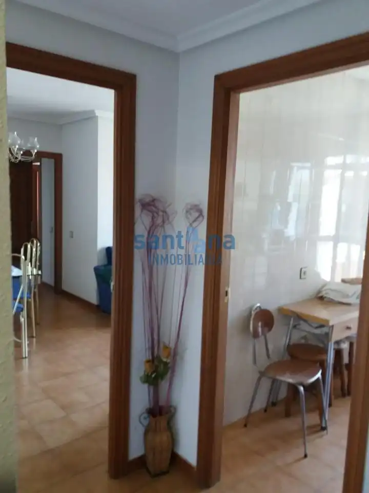 Apartamento en venta en Mansilla de las Mulas con Terraza, Trastero y Amueblado