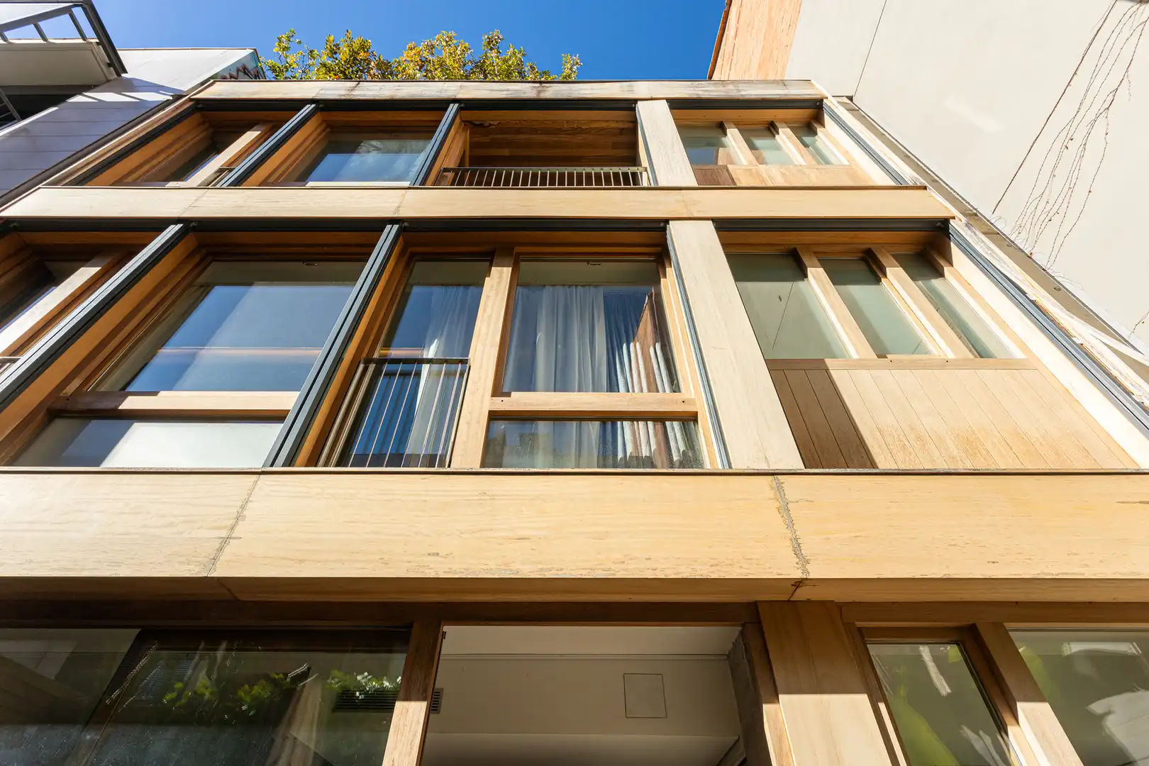 Vista exterior de Casa o chalet en venta en Barcelona con Aire acondicionado, Calefacción y Parquet
