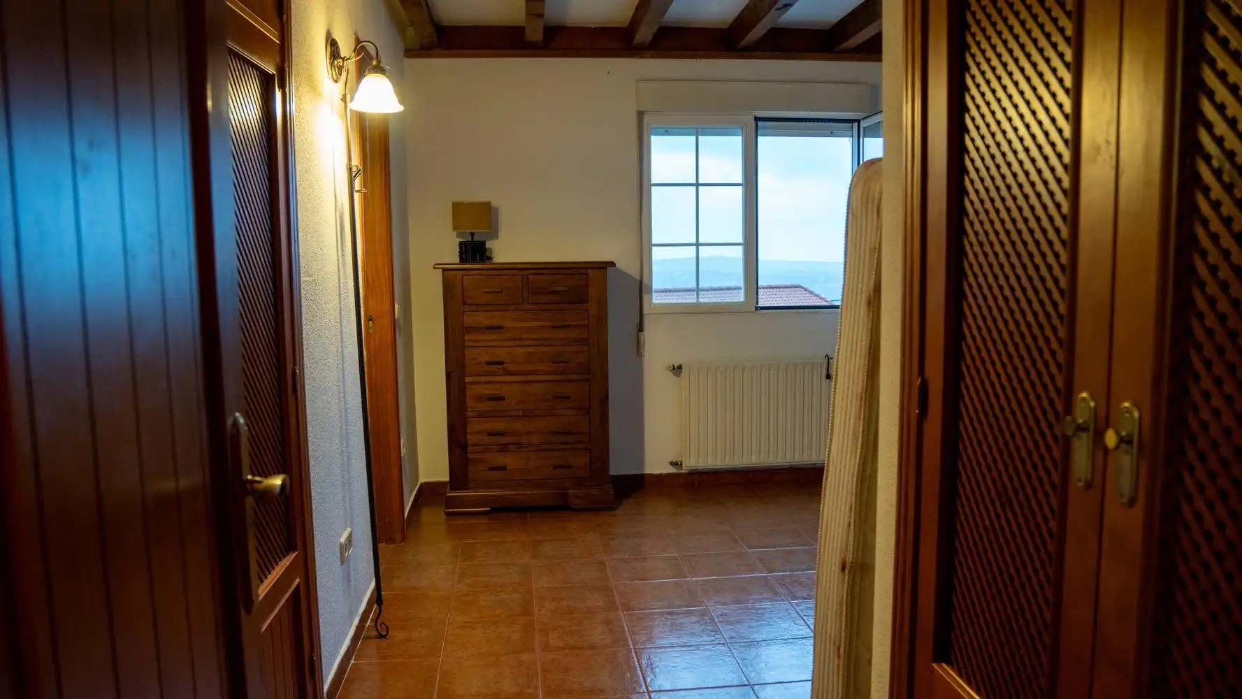 Einfamilien-Reihenhaus zur Miete in Miraflores de la Sierra mit Heizung, Möbliert und Balkon