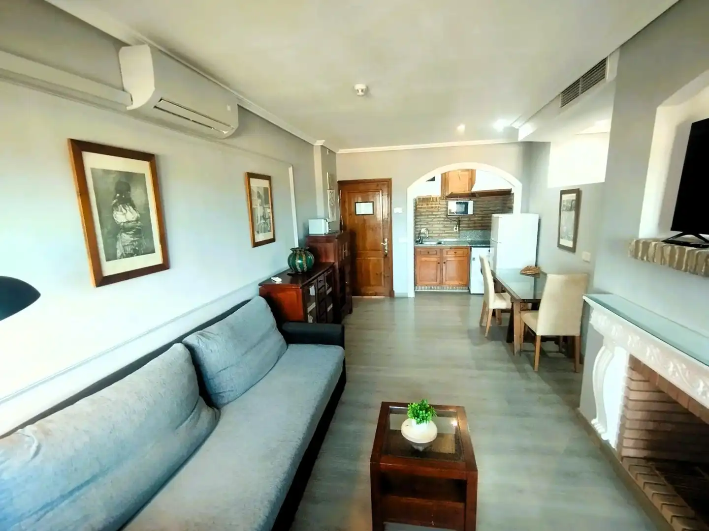 Sala de estar de Estudio en venta en San Fernando con Aire acondicionado, Terraza y Amueblado