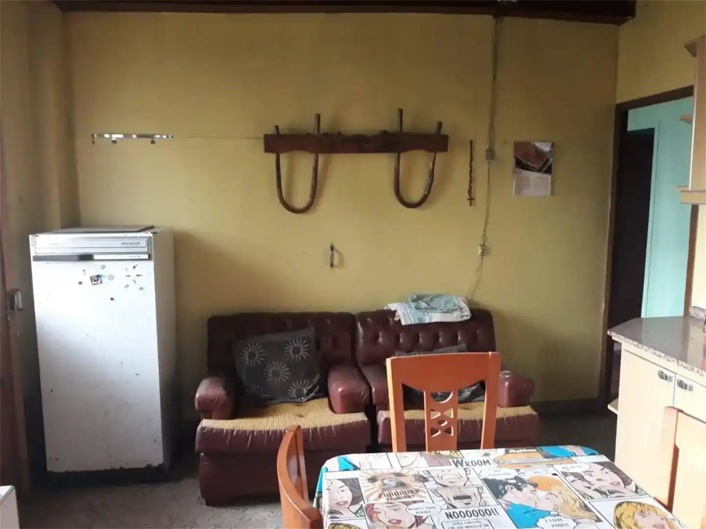 Sala d'estar de Finca rústica en venda en Cortegada amb Jardí privat, Parquet i Moblat