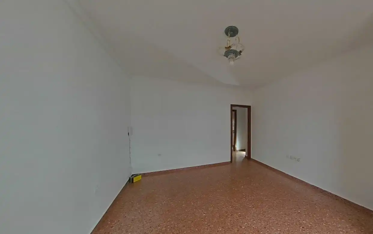 Adossat amb terrassa en venda a Andújar, imagen 2
