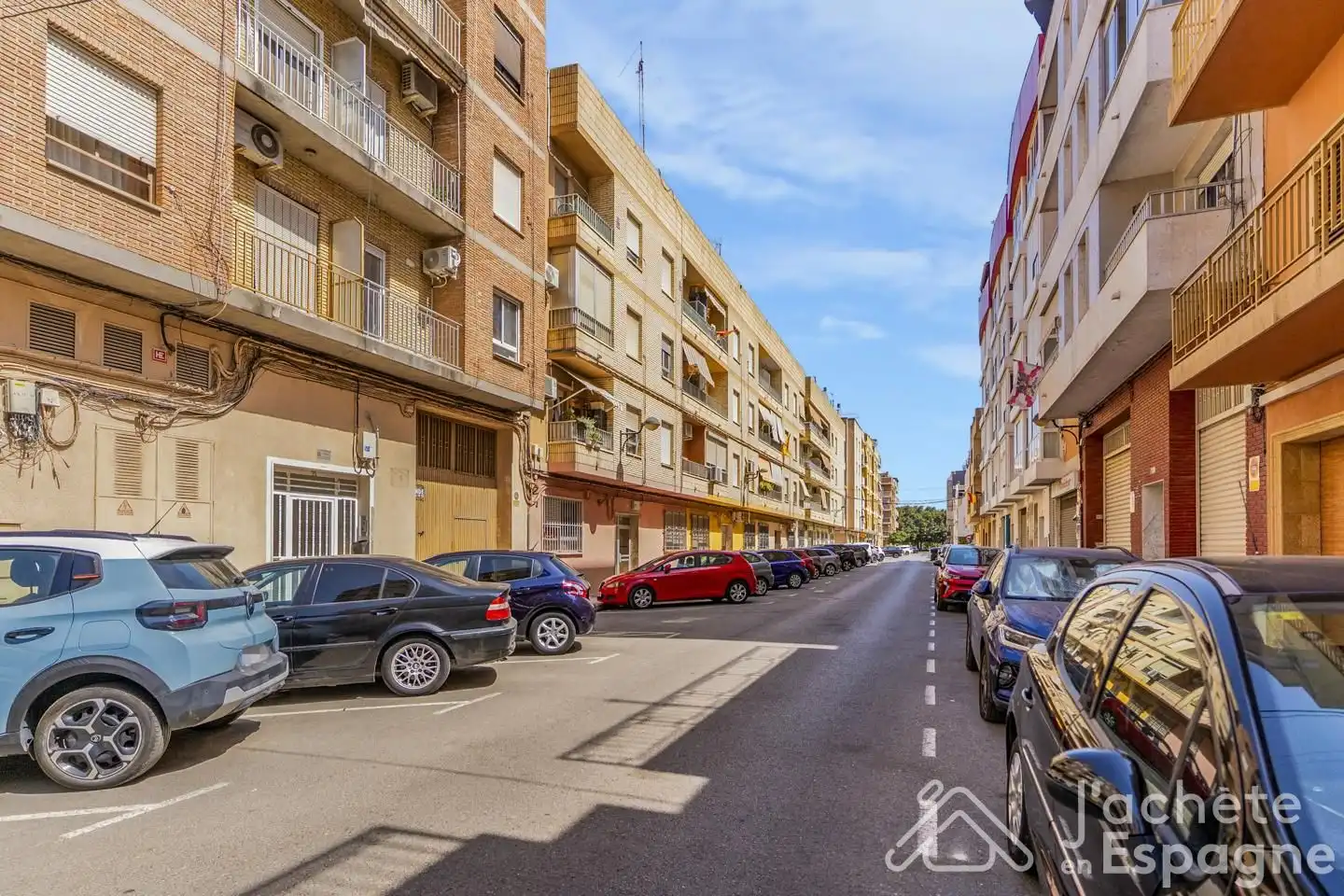 Vista exterior de Planta baixa en venda en Algemesí amb Aire condicionat, Terrassa i Traster