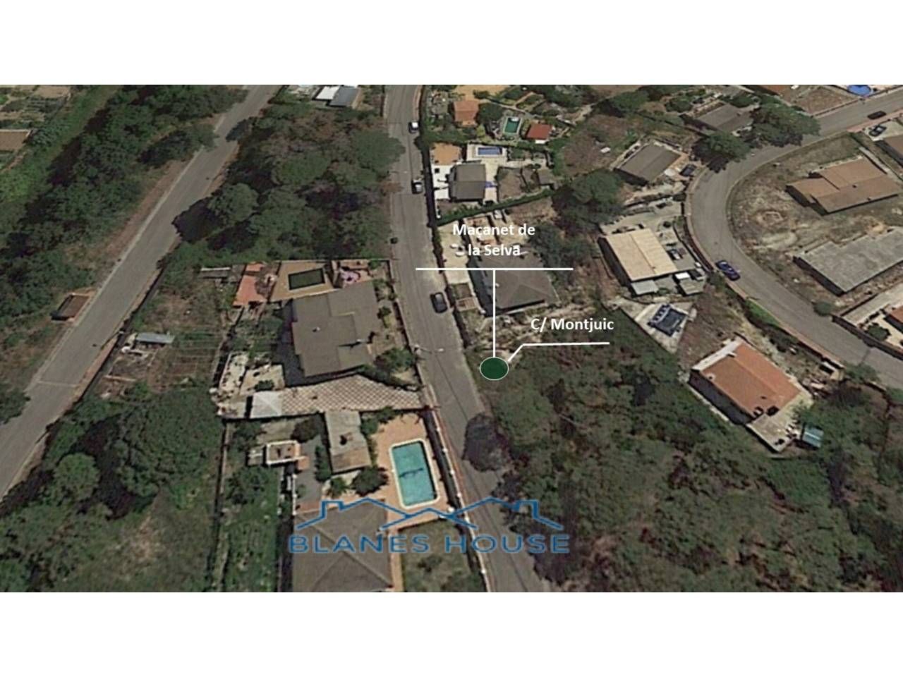 Vista exterior de Edificio en venta en Maçanet de la Selva