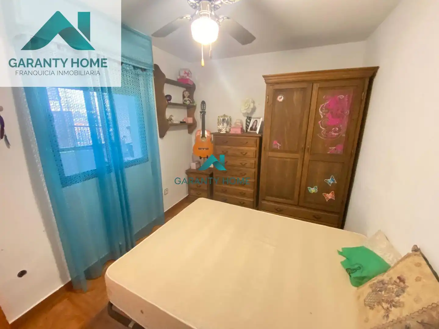 Habitación de Casa adosada en venta en Villardompardo con Aire acondicionado, Jardín privado y Terraza