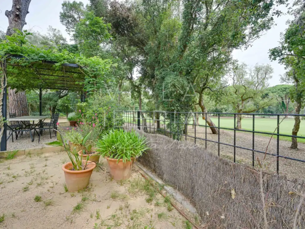 Garten von Haus oder Chalet zum Verkauf in Santa Cristina d'Aro mit Klimaanlage, Heizung und Privatgarten