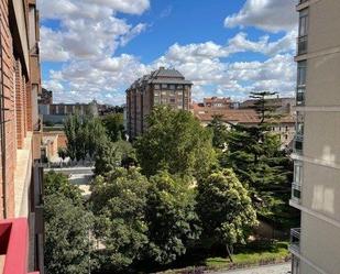 Exterior view of Flat to rent in Valladolid Capital  with Heating