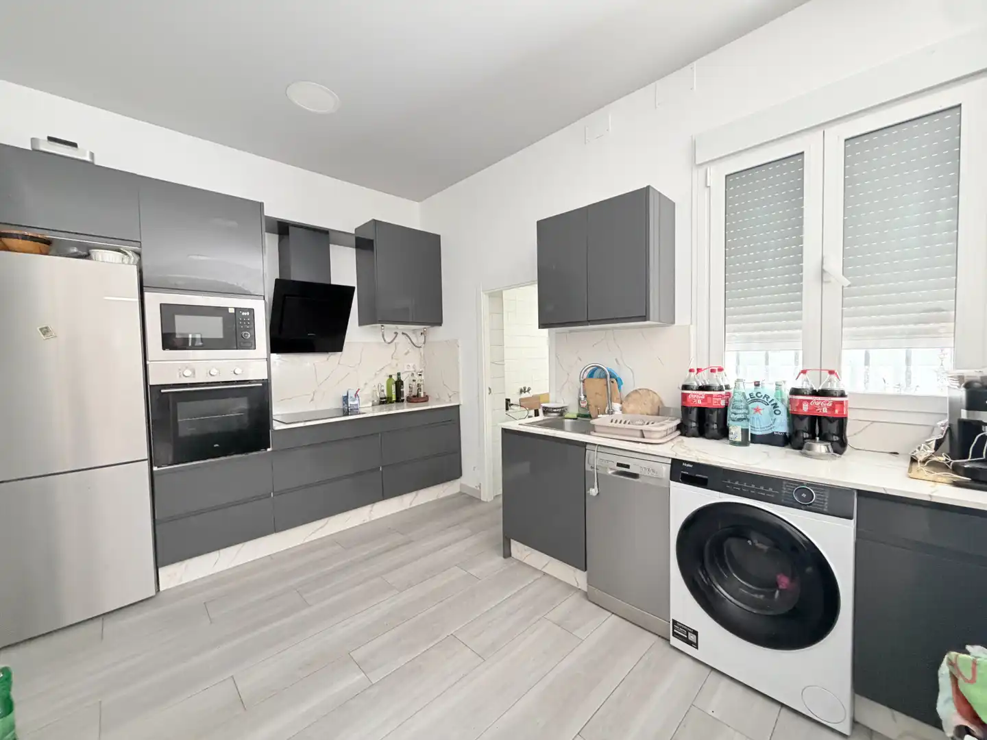 Kitchen of Detached homes for sale in Sevilla  with Air Conditioner, Terrace and Storage room