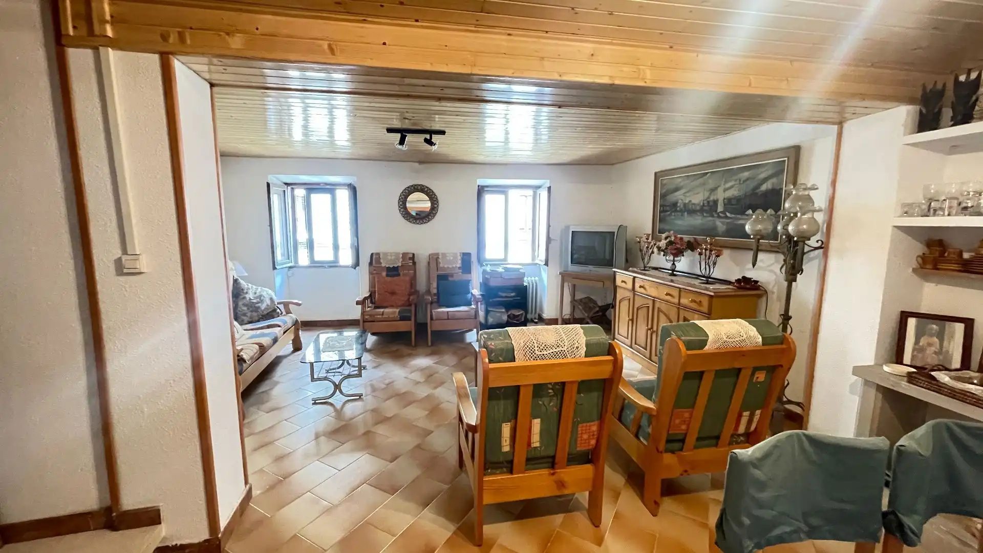 Sala d'estar de Finca rústica en venda en Passanant i Belltall amb Aire condicionat