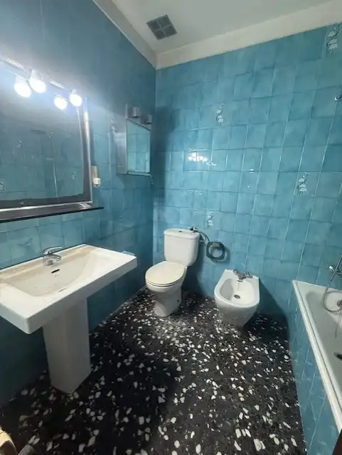 Bany de Casa o xalet en venda en Balaguer amb Calefacció, Jardí privat i Terrassa