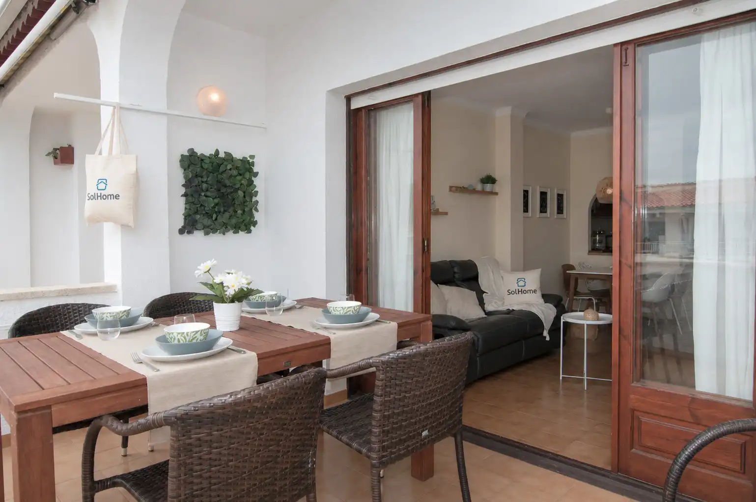 Comedor de Ático en venta en L'Escala con Calefacción, Terraza y Amueblado