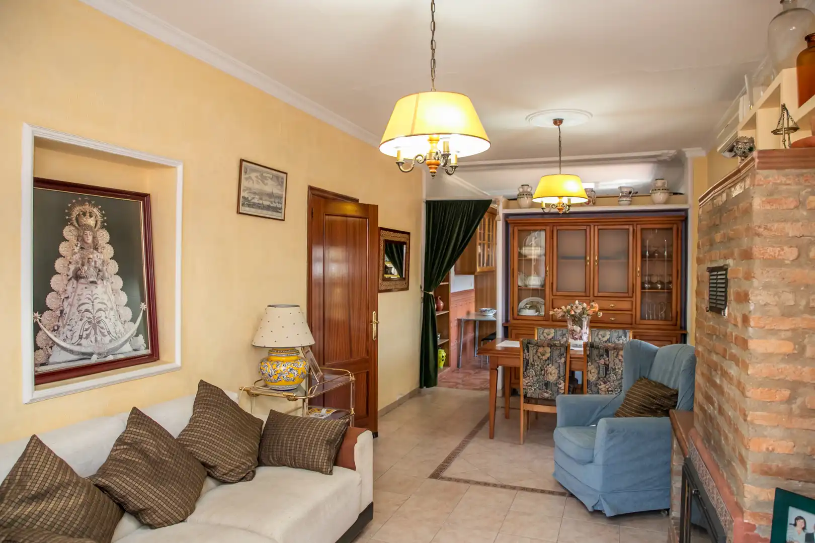 Sala de estar de Casa o chalet en venta en Castilleja de la Cuesta con Aire acondicionado, Calefacción y Jardín privado