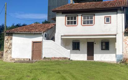 Vista exterior de Casa adosada en venda en Castrillón