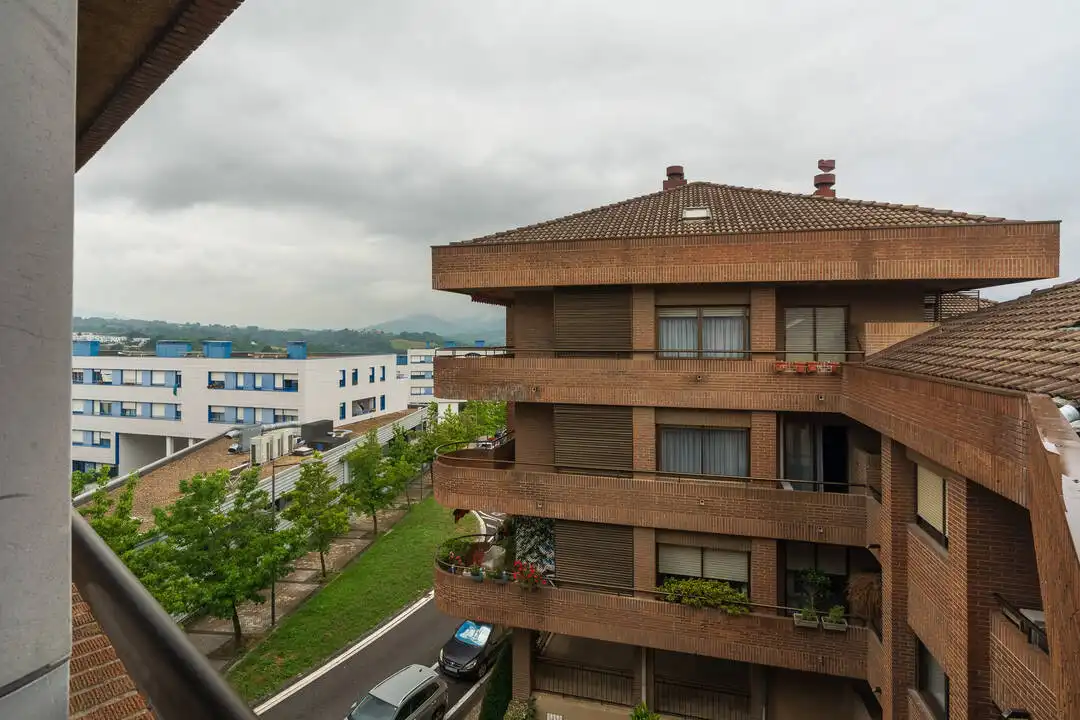 Exterior view of Flat for sale in Donostia - San Sebastián   with Heating, Private garden and Terrace