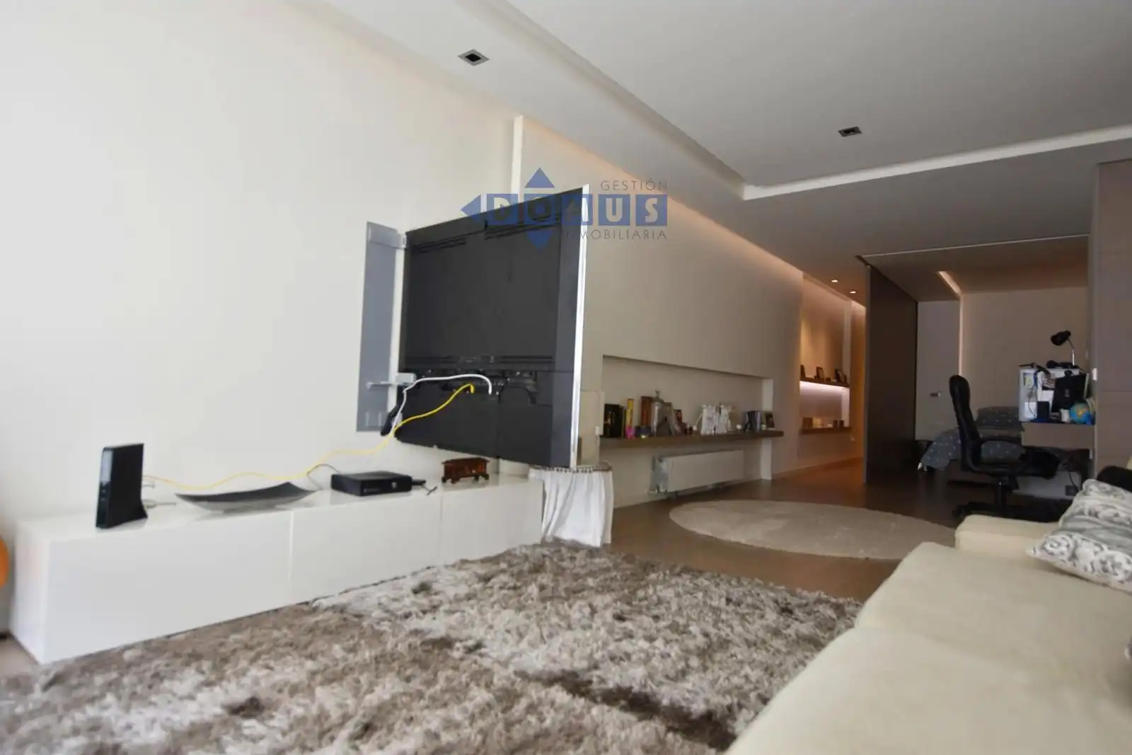 Sala de estar de Piso en venta en Ronda con Aire acondicionado, Calefacción y Amueblado