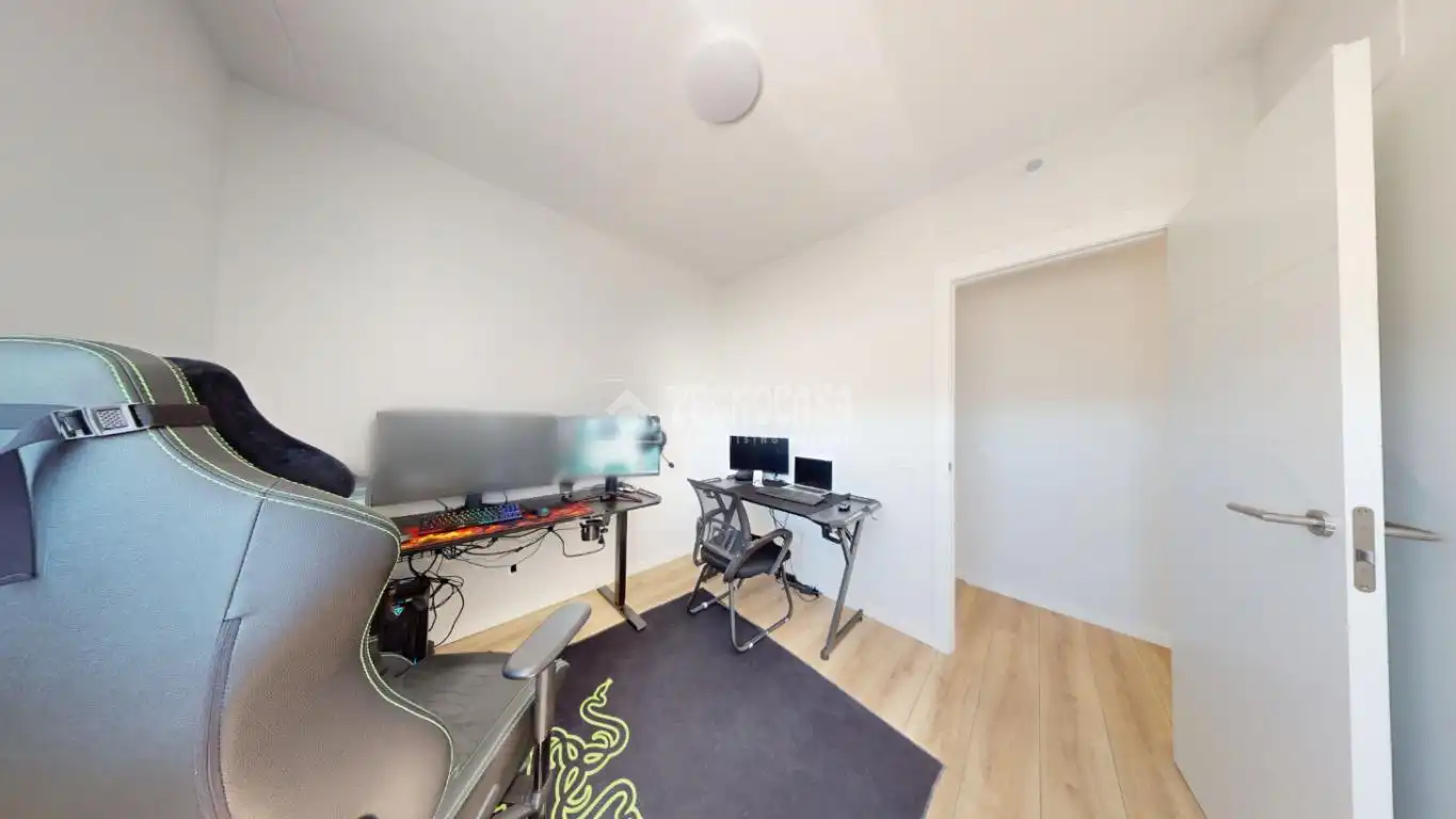 Wohnung zum Verkauf in Villanueva de la Torre mit Parkett, Terrasse und Möbliert